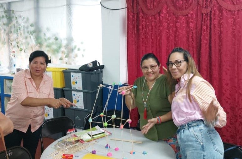 Capacitación a docentes en la Escuela Puerto Rico y a La Gran Alianza Educativa con el propósito de equipar a los maestros con las herramientas esenciales para una educación de calidad basada en valores