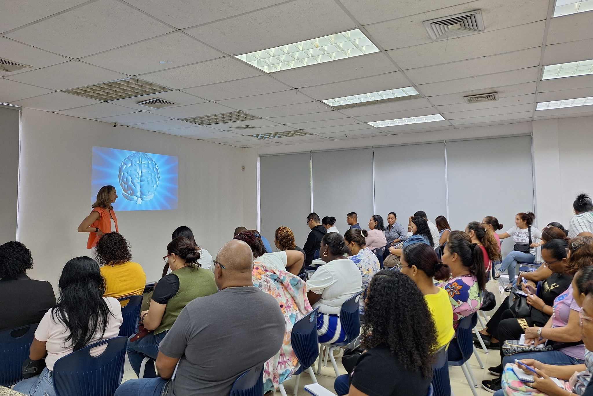 Familias ¡Supérate! participaron en jornada de reflexión y aprendizaje